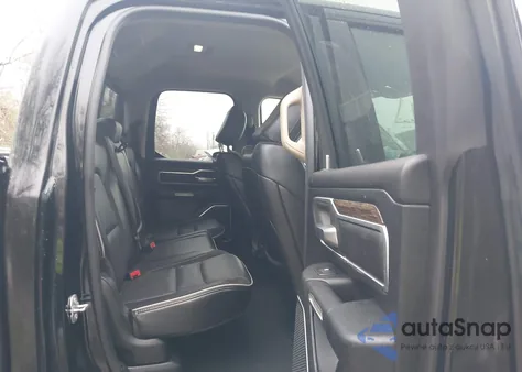 2020 Ram 1500 Laramie 4X4 6'4 Box z USA, uszkodzony, nr VIN 1C6SRFDT7LN307346